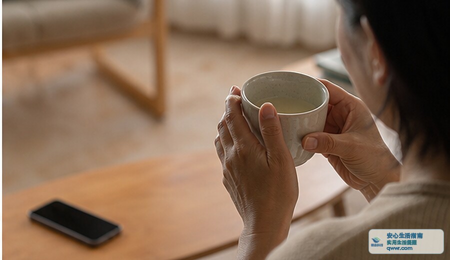 越想越烦时 先把手机放远