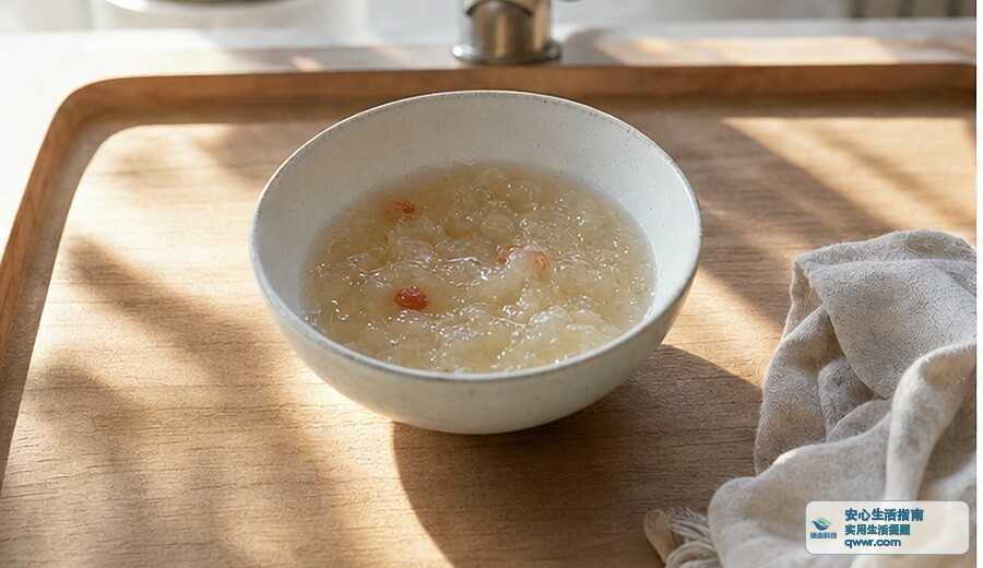 剩银耳汤变稠发酸 先别再喝